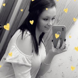 Meet your Posher, Latisha